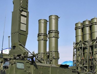 Oι Ρώσοι αποβίβασαν στην Αίγυπτο αντιπυραυλικά συστήματα S-300VM! - Αλλάζει η ισορροπία δυνάμεων στην Α.Μεσόγειο